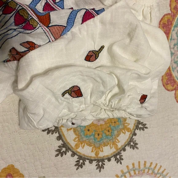 Free People XS Balloon Sleeve Floral Multicolor Embroidered Folksy Top - Picture 4 of 5